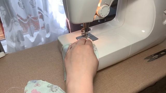 DIY МАСКА для лица МНОГОРАЗОВАЯ своими руками / Как сшить маску из ткани дома