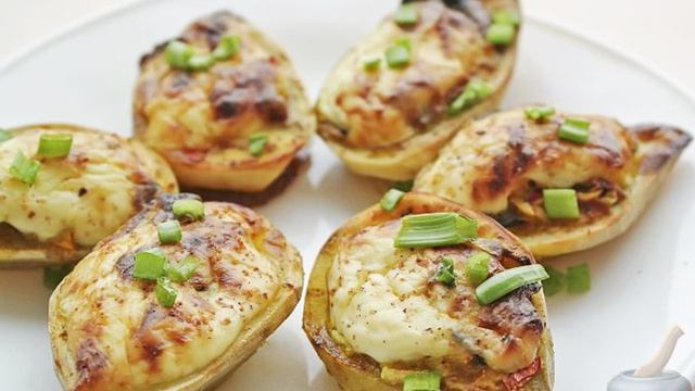 Картофель, фаршированный по-итальянски