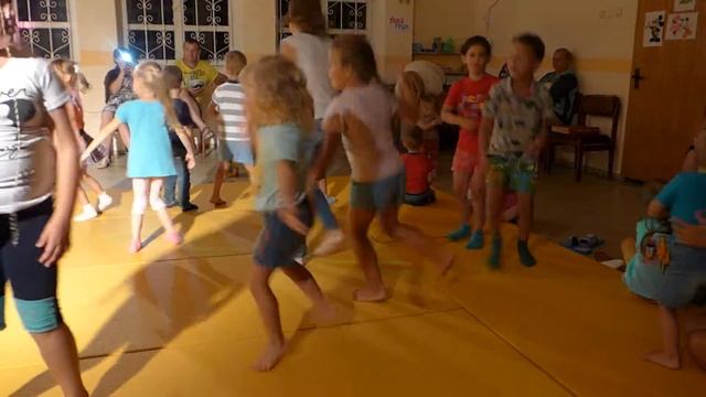 Детская Дискотека! смотреть онлайн