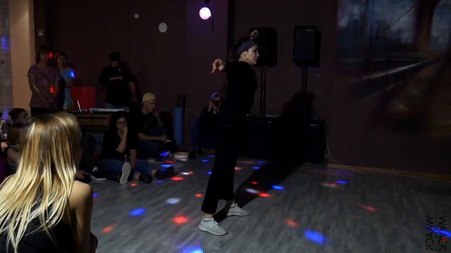 All Stylez Полина Just vs Матурым смотреть онлайн