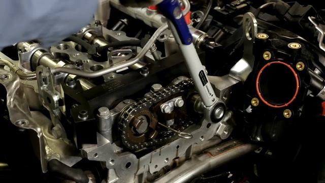 Установка цепи управления на двигателе Opel B20DTH (LFS) смотреть онлайн