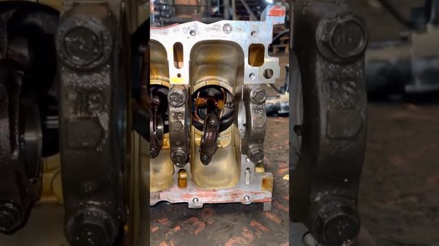 Cylinder block 4b12 блок 4b12 блок цилиндров￼ 4b12￼