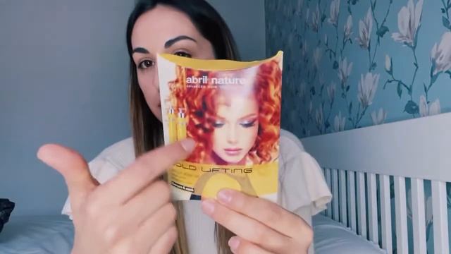 Ten un pelo de peluquería en casa. Abril et nature. Productos de peluquería de venta al público! ? смотреть онлайн