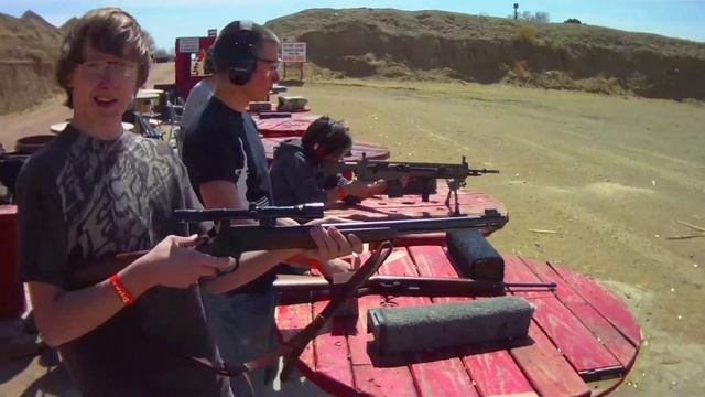 M1A, at DragonMan's смотреть онлайн