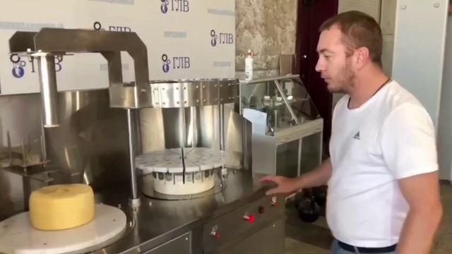 Сырный слайсер.Нарезка сыра  на равные части.