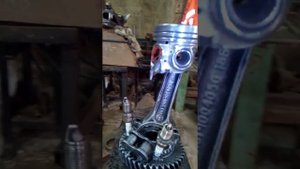 Поделка из поршня