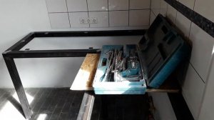 КАК СДЕЛАТЬ ВЕРСТАК - ОБУСТРАИВАЕМ ГАРАЖ  часть 2