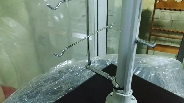 Стойка для очков без замка настольная.mp4 смотреть онлайн