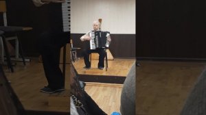 Веселый  пингвин. Аккордеон