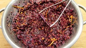 Густой джем из синего винограда