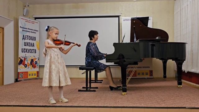 О. Хачатурова Вариации на РНП "Во саду ли, в огороде" смотреть онлайн