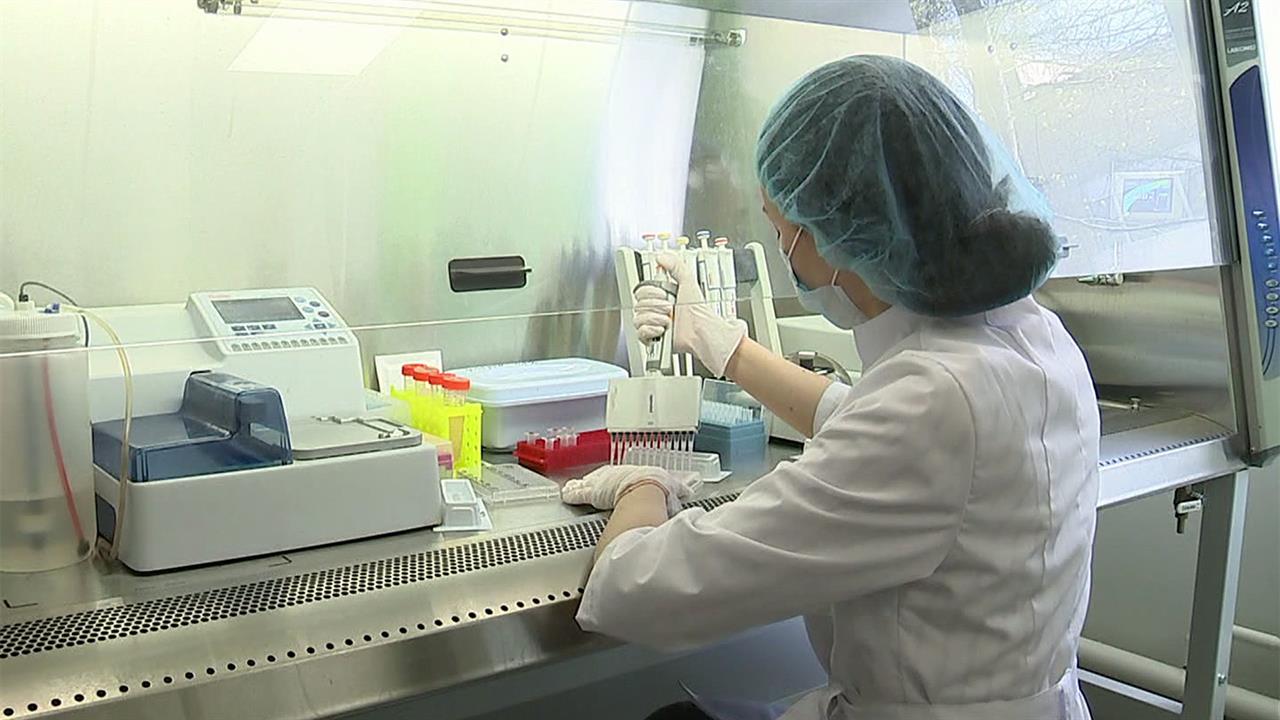 26 вариантов вакцин от COVID-19 разрабатывается в России
