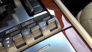 Lexus LX570 Adaptive Variable Suspension - Explained/Demo