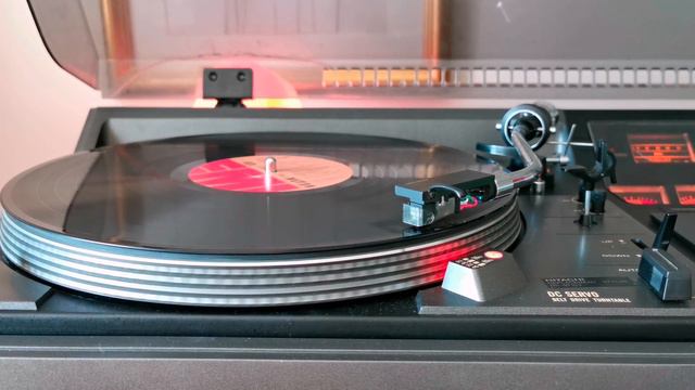 To Know Him Is To Love Him ~ The Unobtainable T.Rex 1980 Vinyl LP ~ Hitachi SDT-400 ~ Ortofon VMS20 смотреть онлайн