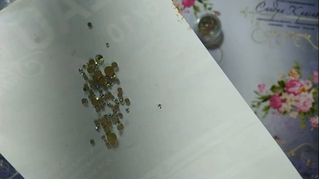 Как мастер ногтевого сервиса и лешмейкер готовится к Новому Году?