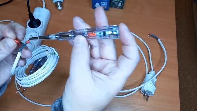Возможности индикаторной отвертки