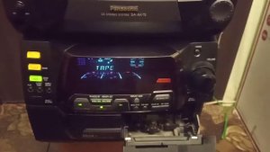 Сколько дисков помещается в Panasonic SA-AK 70?