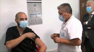 Российскую вакцину "Спутник V" начали применять в Аргентине