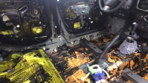 Renault Sandero (Рено Сандеро) шумоизоляция