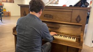 Ed. Seiler 130 piano