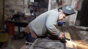 Стеллажи из проф-трубы