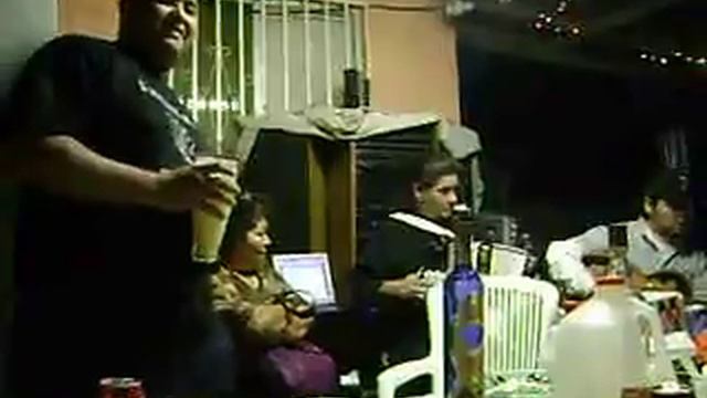 El Compa Luis-Hermanos mata смотреть онлайн