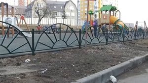 Плановое НЕблагоустройство: детская площадка на ПЛК д. 25