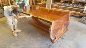Слэбы из Дерева Мебель из Слэбов Стол из слэба Орех Изготовление