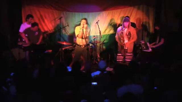 Герберт Моралес и Аддис Абеба -слепые музыканты - (piter 13.02.2010) смотреть онлайн