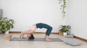 URDHVA DHANURASANA - #ASHTANGA4BEGINNERS