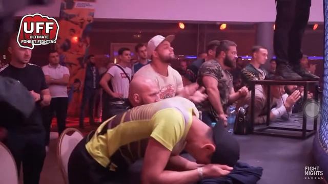 Амирхан Оев vs Азамат Сейдаков  ЗВЕРСКИЙ БОЙ ( НАКАУТ ) смотреть онлайн