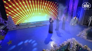 Айнура Салахидинова, Роза Шакирова, Азиза / Махабат отуна күйгүм келет /  XXI кылымдын жылдыздары