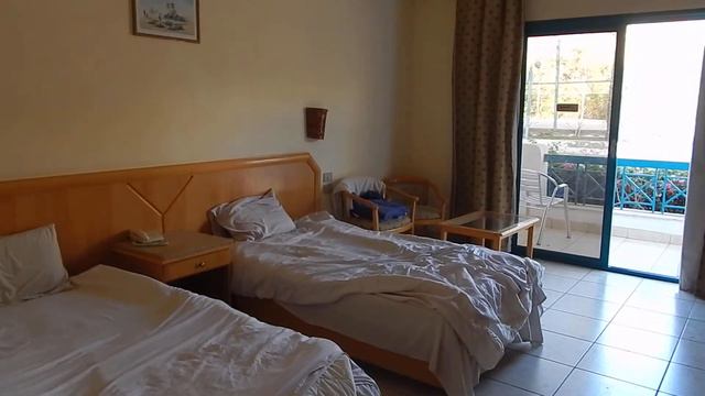 Египет, Шарм-эль-Шейх 2021. Отель Sharm Cliff Resort 3*. Комната смотреть онлайн