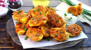 Аппетитная золотистая корочка.
КАРТОШКА, ЗАПЕЧЁННАЯ С СЫРОМ