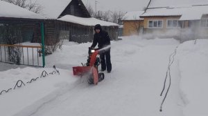 Снегоуборщик гусеничный Profi P6560ET уборка снега