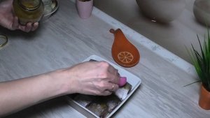 Хек в сметане с луком-полезное блюдо на вашем столе
