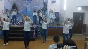 Флешмоб снегом белым