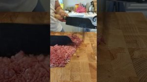 Красота по азербайджански. Люля кебаб.  Правильное приготовление мяса. Часть 1.