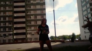Танец под песню танцы под фонарем