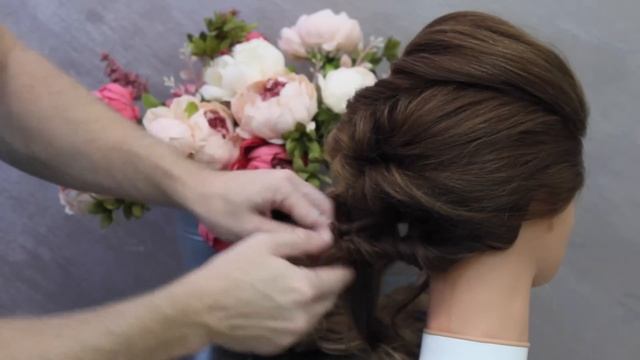 Asymmetrycal hairstyle/Braided updo for medium hair смотреть онлайн