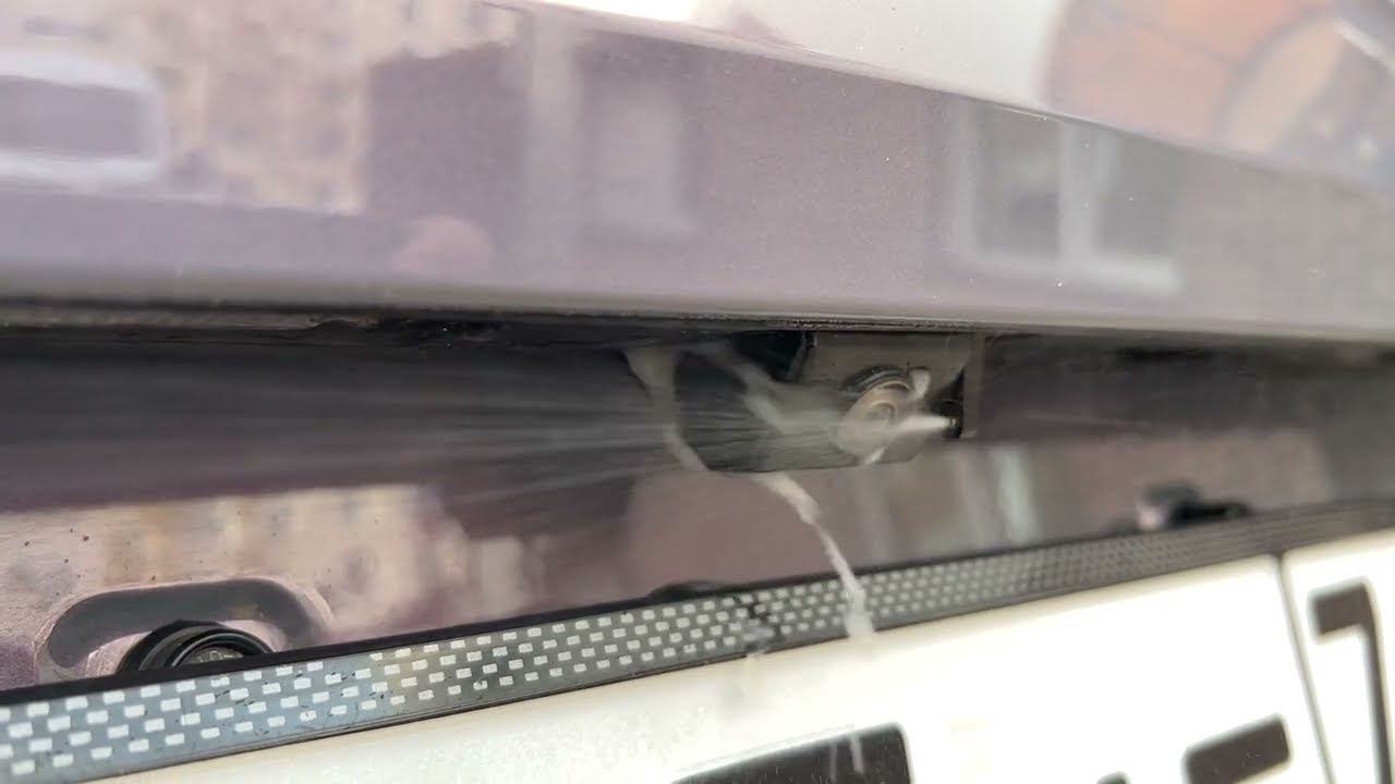 Омыватель камеры заднего вида Geely Coolray рестайлинг смотреть онлайн