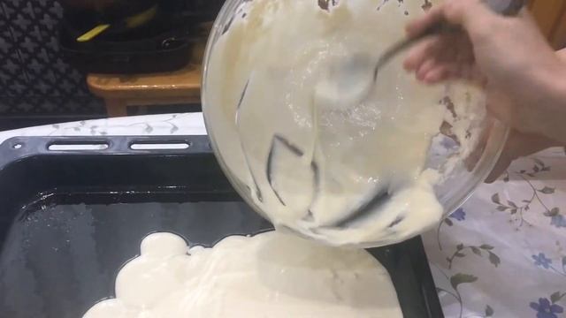 Готовим домашнюю пиццу с Лизой и Ульяной! смотреть онлайн