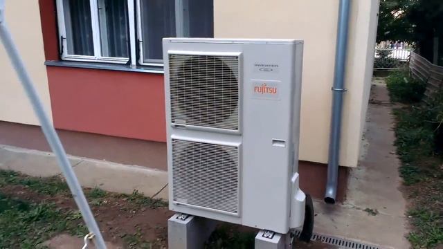 Низкотемпературный тепловой насос Fujitsu Waterstage 14KW смотреть онлайн