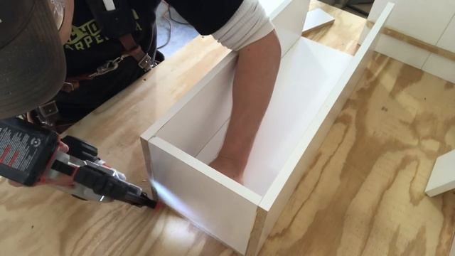 SAW DUST "FUNNEL"--Miter Saw Dust Collection System