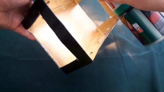 DIY ЧТО МОЖНО СДЕЛАТЬ ИЗ ОБЫЧНОЙ КОРОБКИ? НАСТОЛЬНЫЙ ФУТБОЛ смотреть онлайн