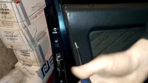 Как снять обшивку карту передних дверей ВАЗ 2108-09-099-014-15/demontaz boczka tapicerki drzwi LAD