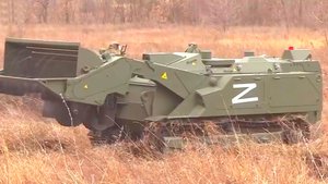 Российские роботы «Уран-6» доставлены на Украину.mp4