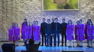 "Расцветай моя Россия" муз. А. Петряшева, сл.И. Филимоновой, хор "Радонеж", ансамбль "CREDO"