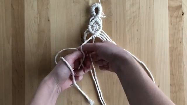 Перо макраме на кольце без кольца_[360p] смотреть онлайн