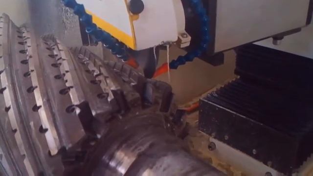 Заточка цилиндрической фрезы ВЗ-781Ф4